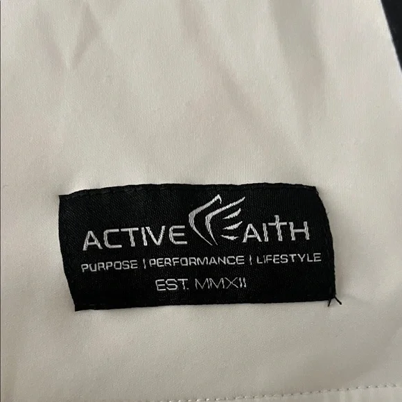 White Sleeveless Hoodie with Black Accents - Picture 3 of 8